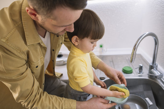 Avis des Crèches sur Notre Liquide Vaisselle : Un Produit Pratique et Efficace pour les Enfants et les Professionnels